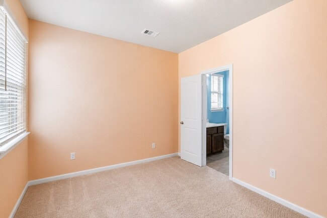Building Photo - 2535 Bordelon Ln