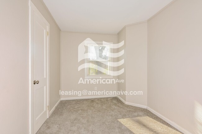 Building Photo - 8620 Graham Ln