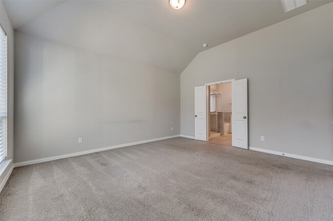 Building Photo - 4720 Bonfire Way