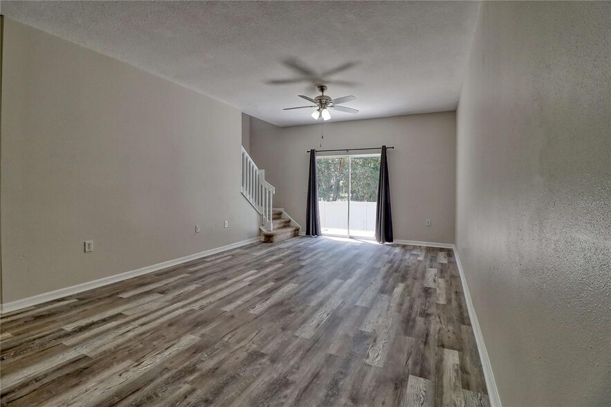 Building Photo - 8509 Broken Willow Ct