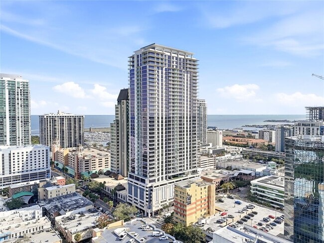 Building Photo - 275 1st Ave S