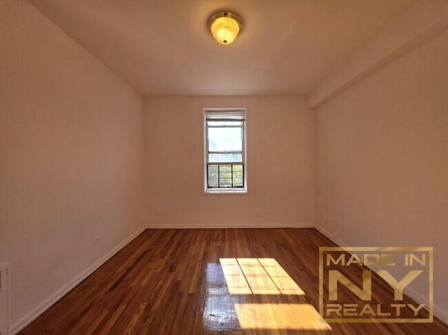 Building Photo - 1 bedroom in FOREST HILLS NY 11375