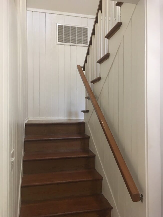 Building Photo - 1855 Park Dr