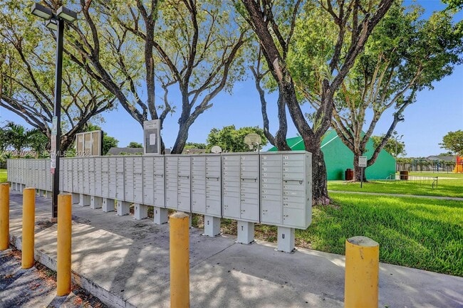 Building Photo - 11529 SW 133rd Terrace