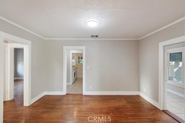 Building Photo - 4311 Sunnyside Dr
