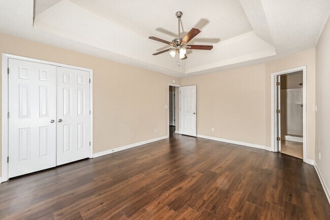 Building Photo - 4182 Arabian Way SW