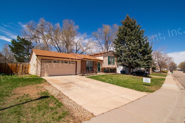 Building Photo - Charming 3 Bedroom House in a Great Location!
