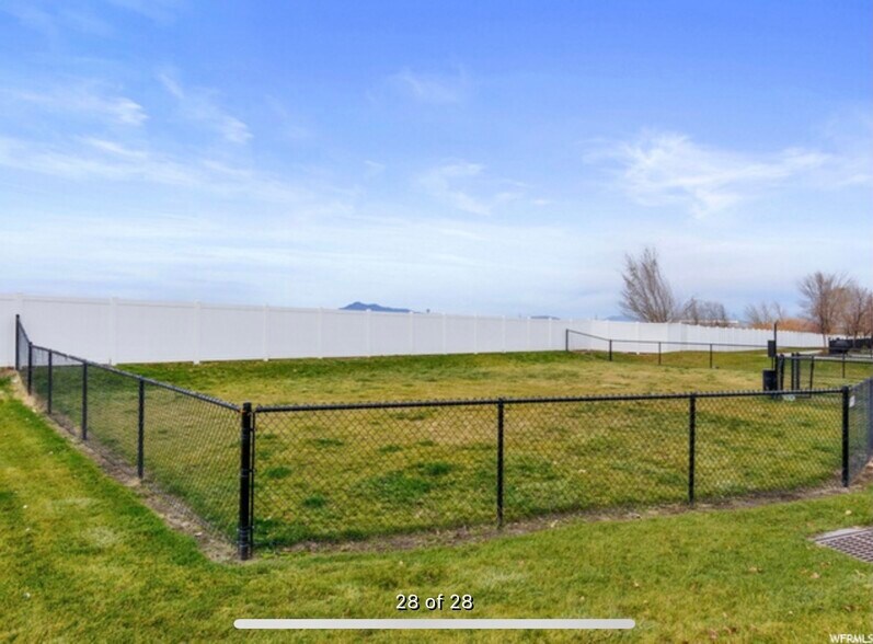 Building Photo - 1520 N 450 W