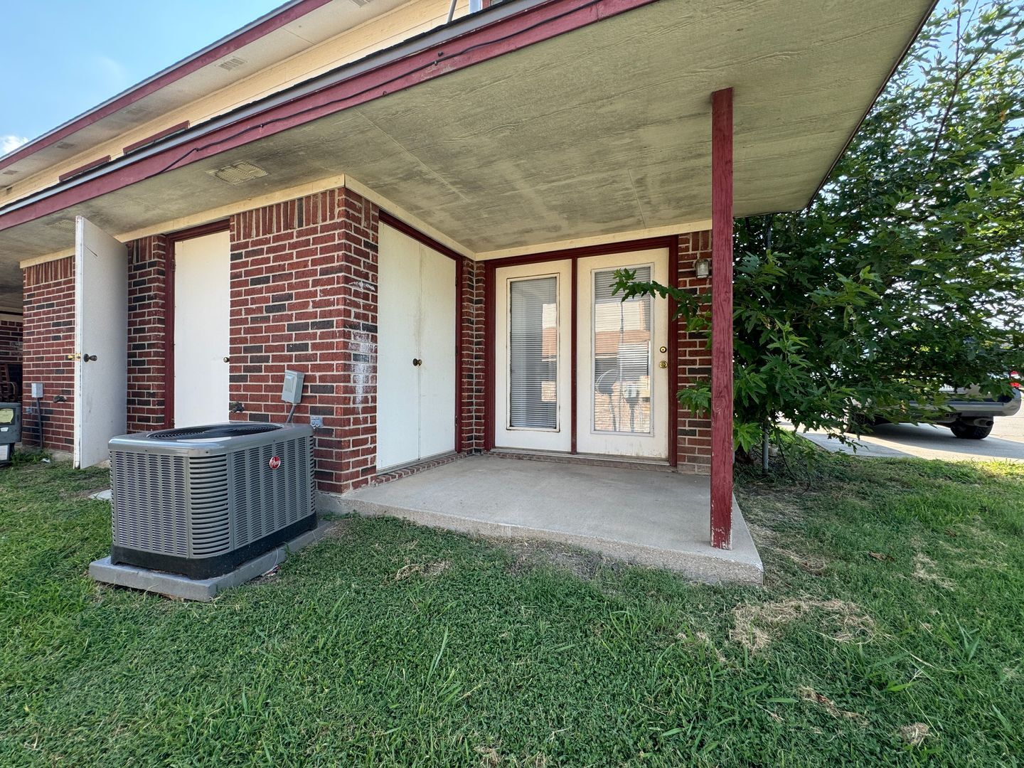 Building Photo - 1306 Monroe Loop