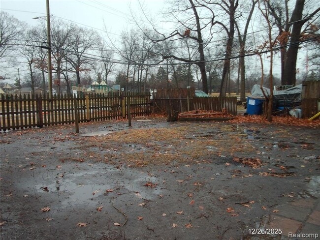 Building Photo - 4656 Toepfer Rd