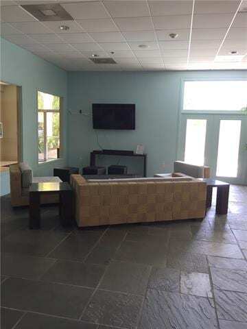 Building Photo - 1205 St Charles Ave