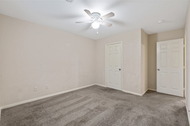 Building Photo - 12502 Hackberry Dr