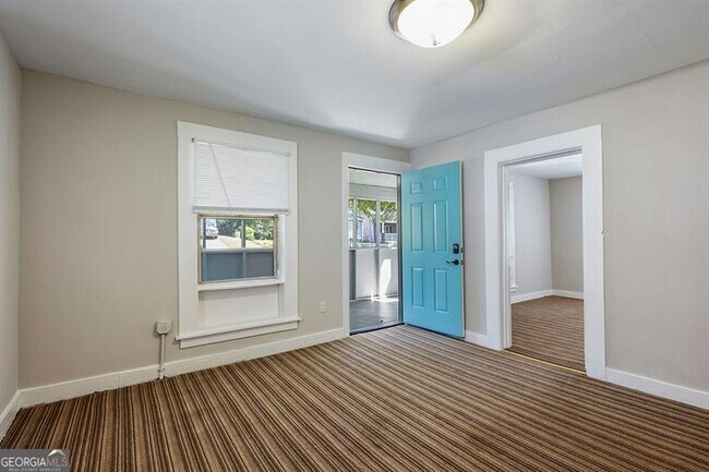 Building Photo - 184 Dahlia Ave NW