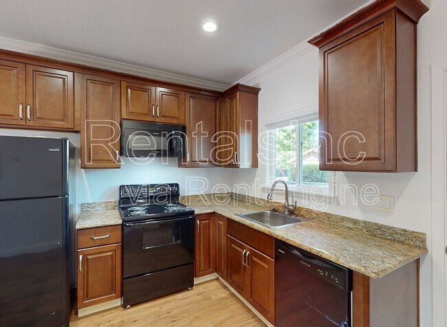 Building Photo - 16914 CA-12