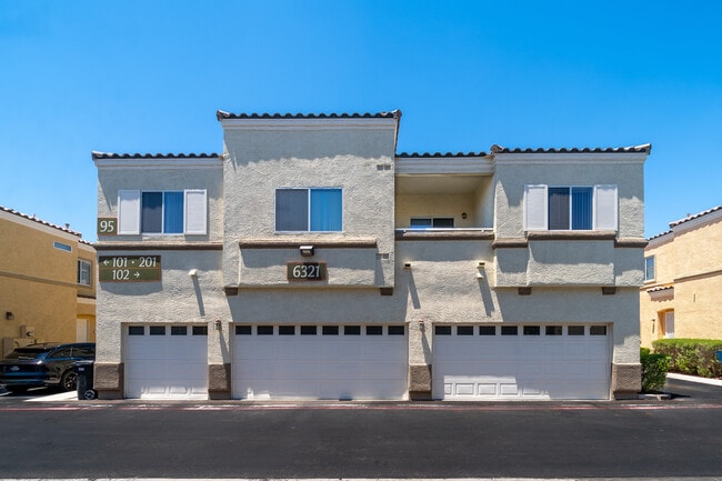 Building Photo - 6321 Blowing Sky St
