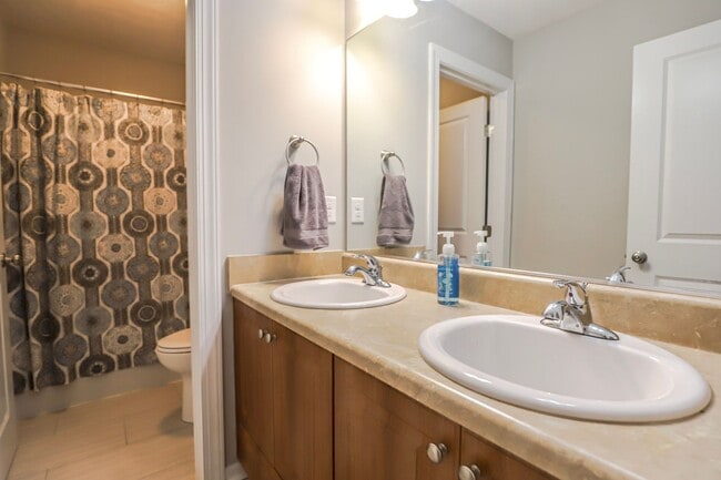 Building Photo - 2603 Waites Dr