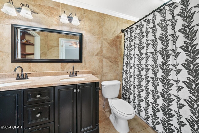 Building Photo - 7207 Quail Hollow Dr