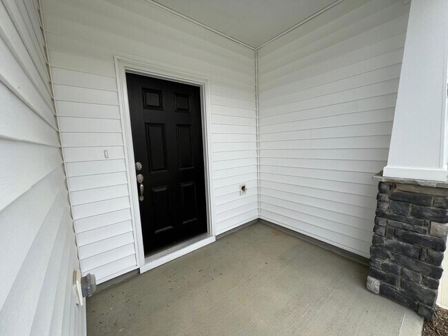 Building Photo - 53 Bluebottle St