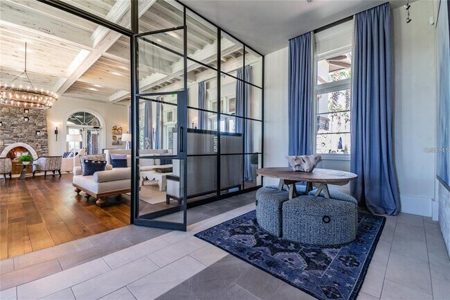 Building Photo - 5005 San Martino Dr