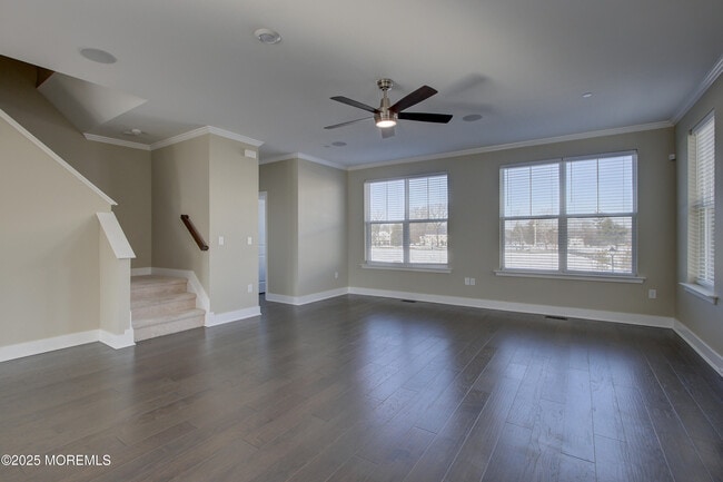 Building Photo - 26 Mariveles Wy