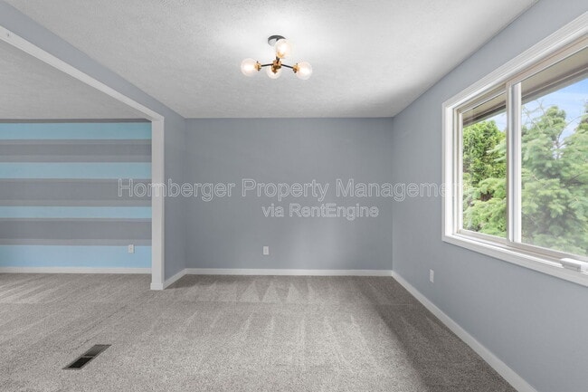 Building Photo - 3807 S Woodward Rd