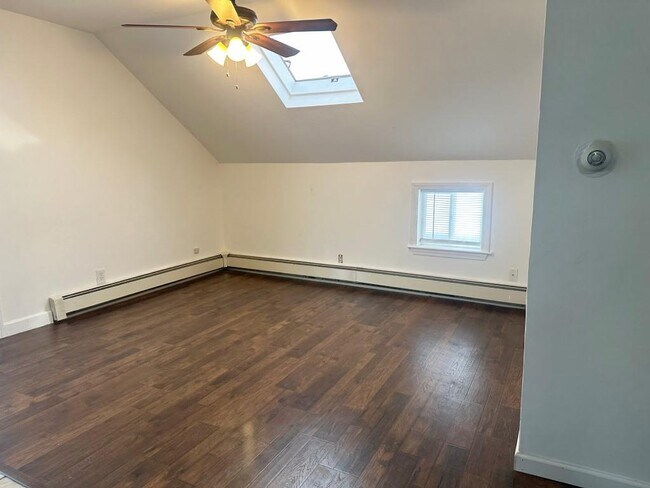 Building Photo - 78 Memorial Dr