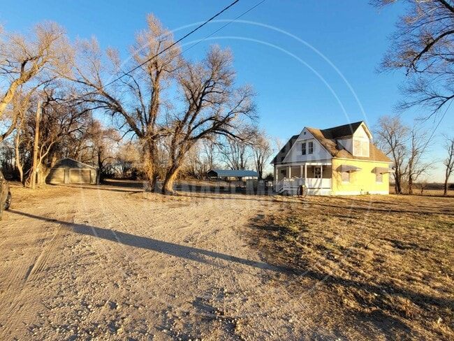 Primary Photo - 12 S Buhler Rd