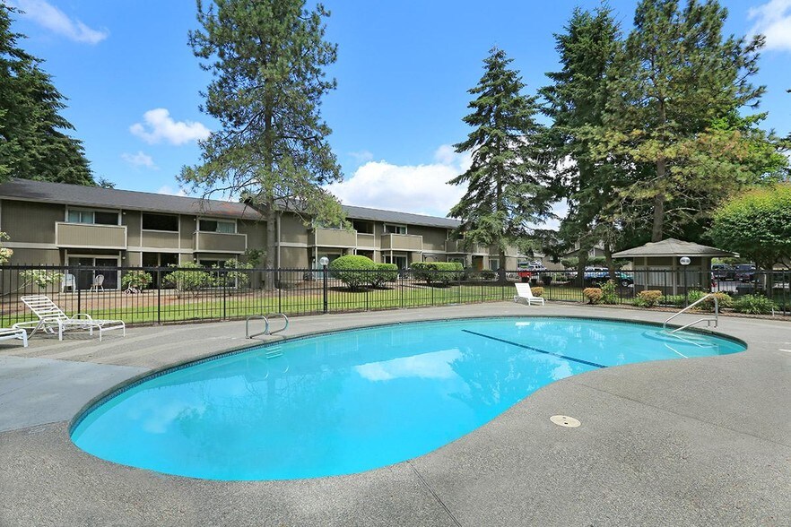 Phoenix Court Apartments 23913 111th Pl SE Kent WA 98031 Apartment