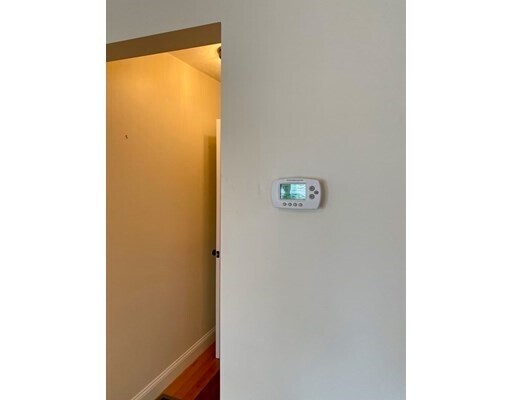 Building Photo - 121 Orne St