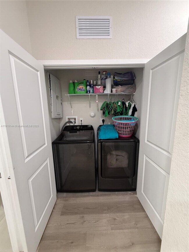 Building Photo - 10917 SW 232nd Terrace