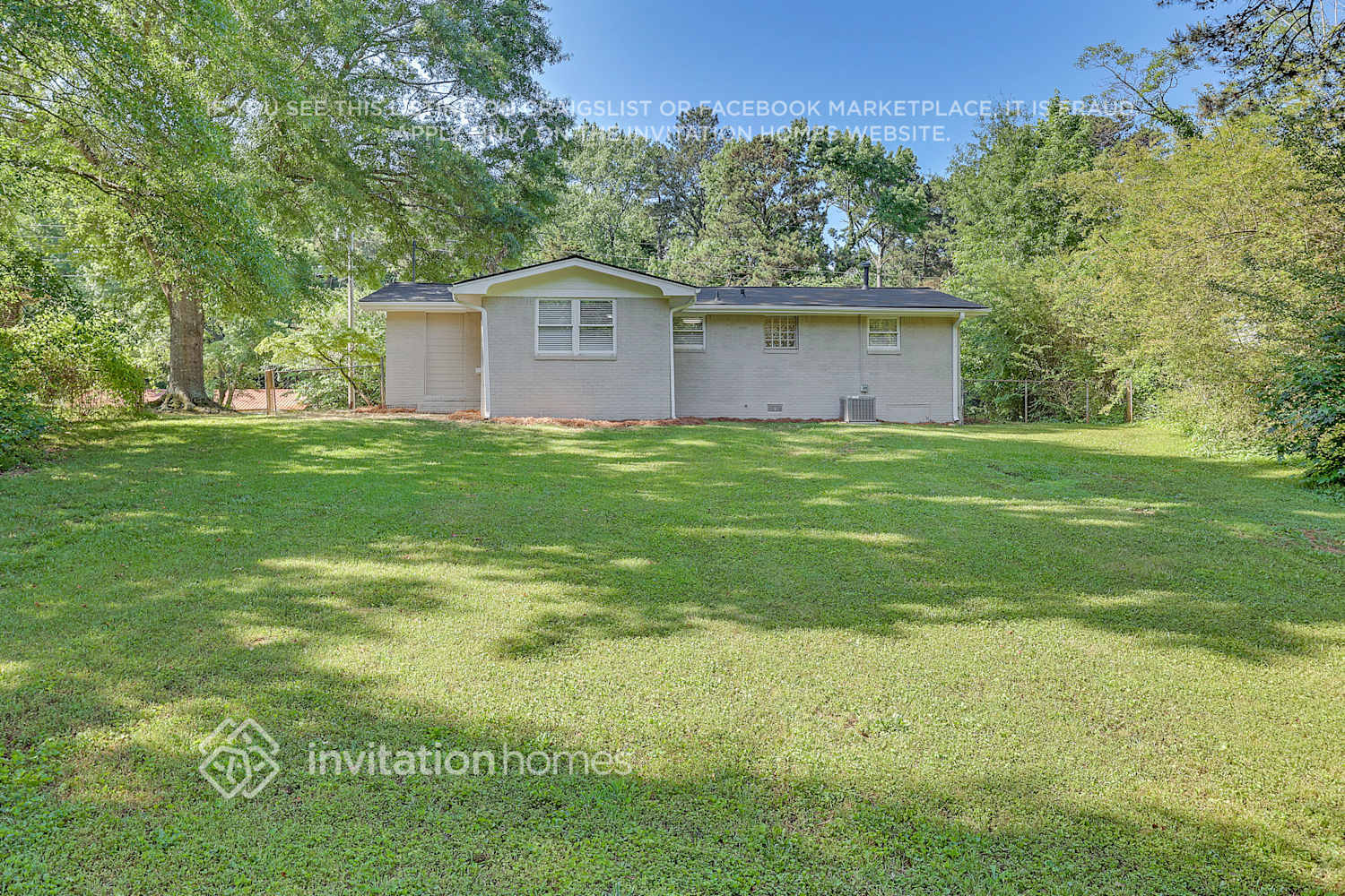Building Photo - 6265 Lakeview Dr