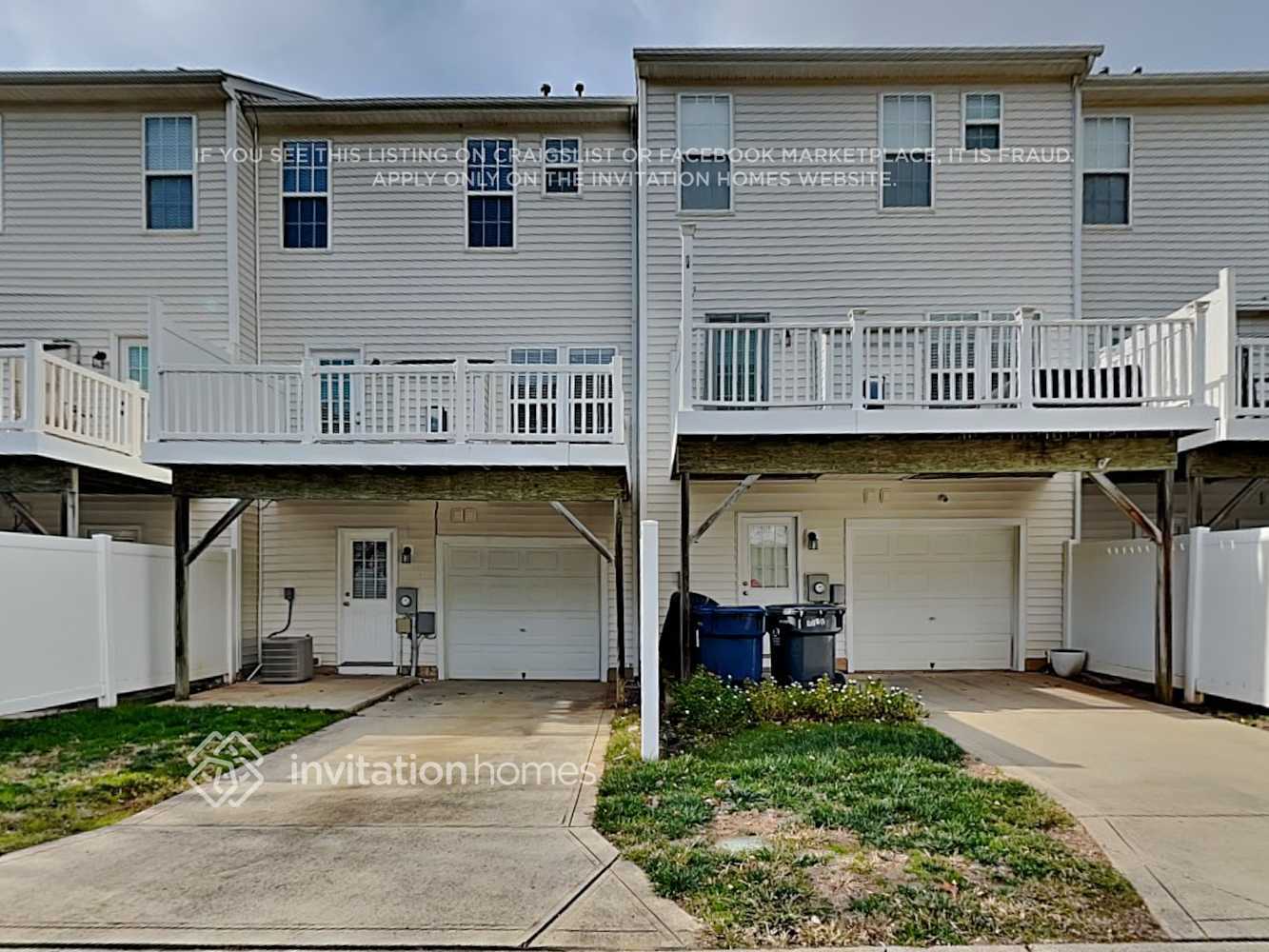 Building Photo - 9512 Blossom Hill Dr