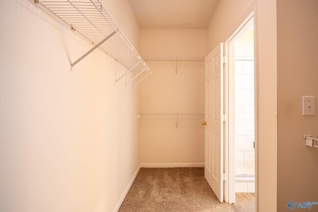 Building Photo - 216 Horseshoe Bend N