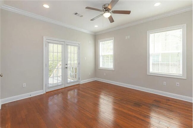 Building Photo - 3424 Northview Dr