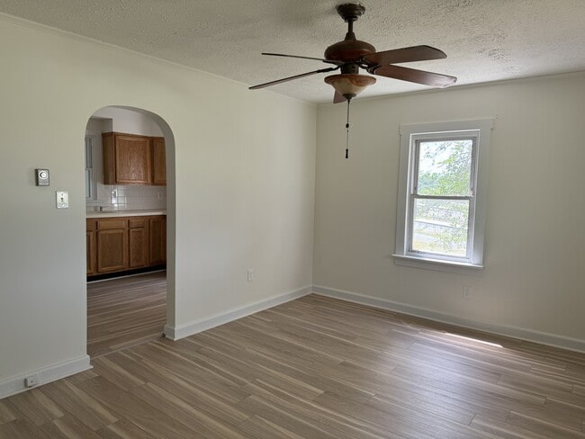 Building Photo - 71 Powers Rockwell Ln