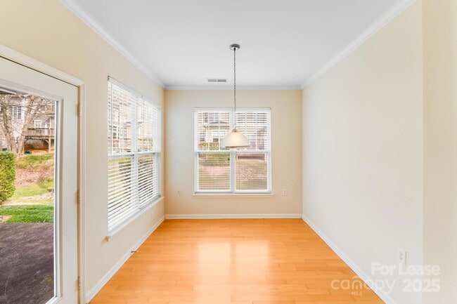 Building Photo - 14130 Castle Abbey Ln