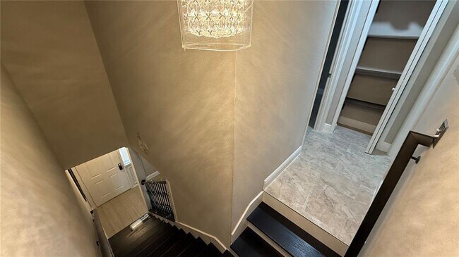 Building Photo - 9608 River Walk Ct
