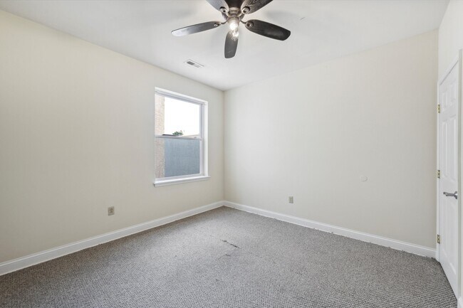 Building Photo - 1916 N 18th St