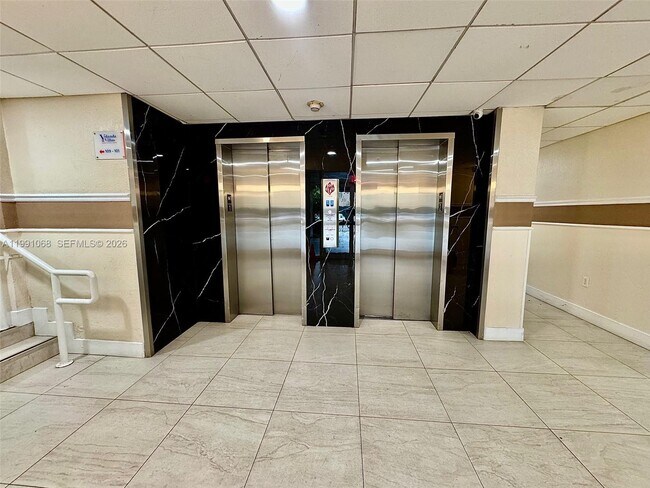 Building Photo - 4550 NW 9th St