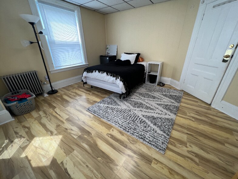 Building Photo - 205 Washington Ave