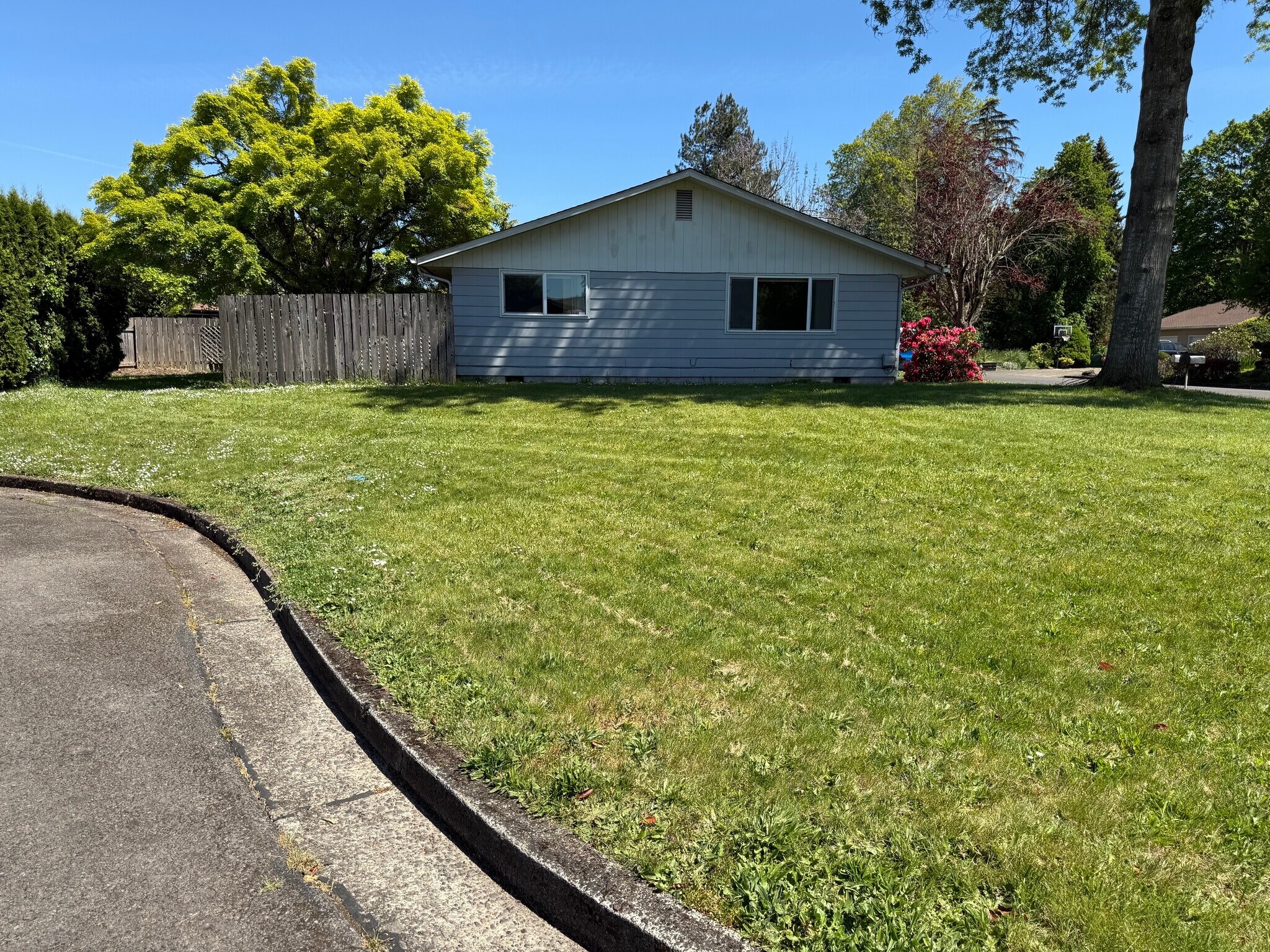 Building Photo - 3625 Bardell Ave