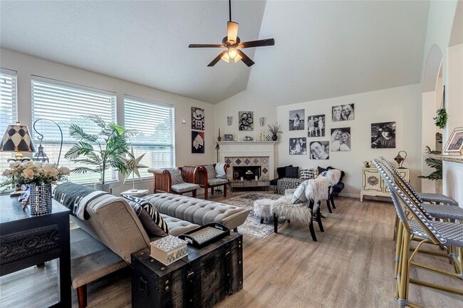 Building Photo - 4310 Blossomwood Dr