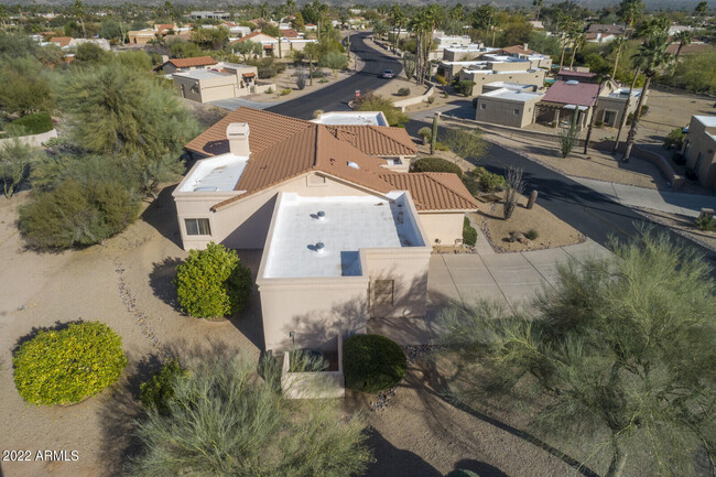 Building Photo - 25634 N Quail Haven Dr