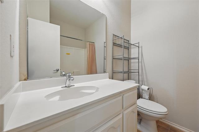 Building Photo - 7464 Maroon Dr