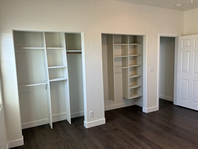 Building Photo - 3080 Lindero St