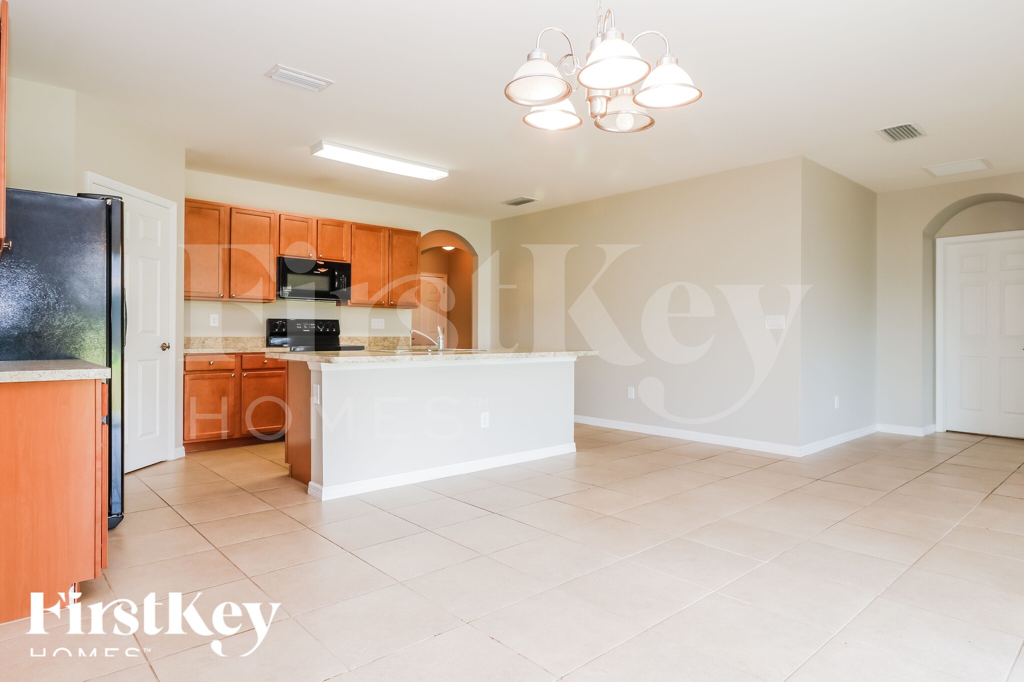 Building Photo - 710 SW 12th St