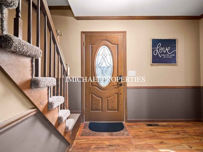 Building Photo - 9034 Dunmore Ln