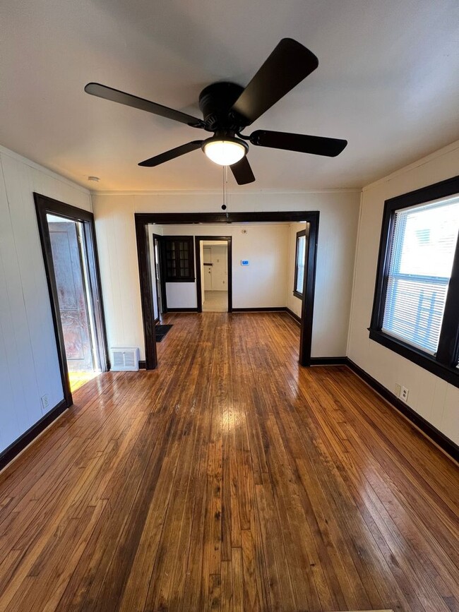 Building Photo - 2-Bedroom Home with Open Living and Dining Space!