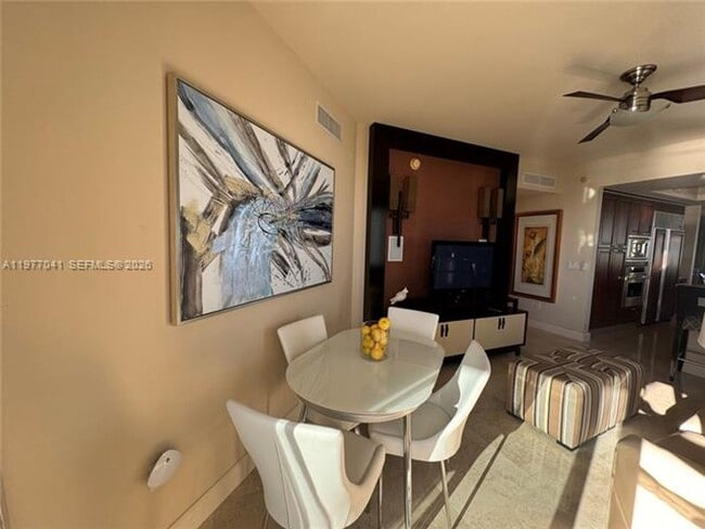 Building Photo - 17875 Collins Ave