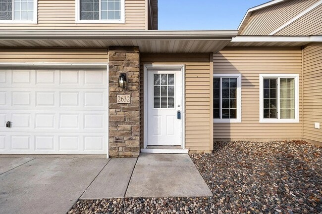 Building Photo - 2632 Rushmore Rd
